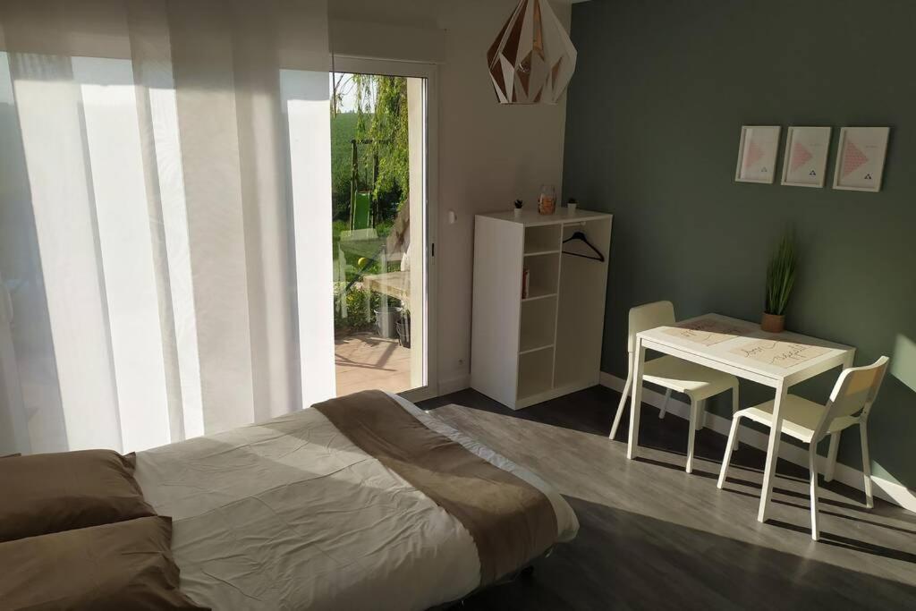 Studio Guest House A 5 Minutes De Caen Fontaine-Etoupefour المظهر الخارجي الصورة